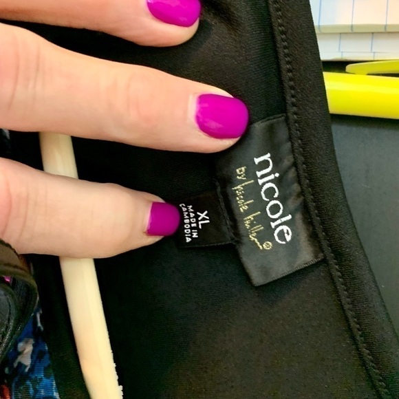 ❤️Nicole by Nicole Miller Floral Abstract Top-XL - Picture 5 of 6